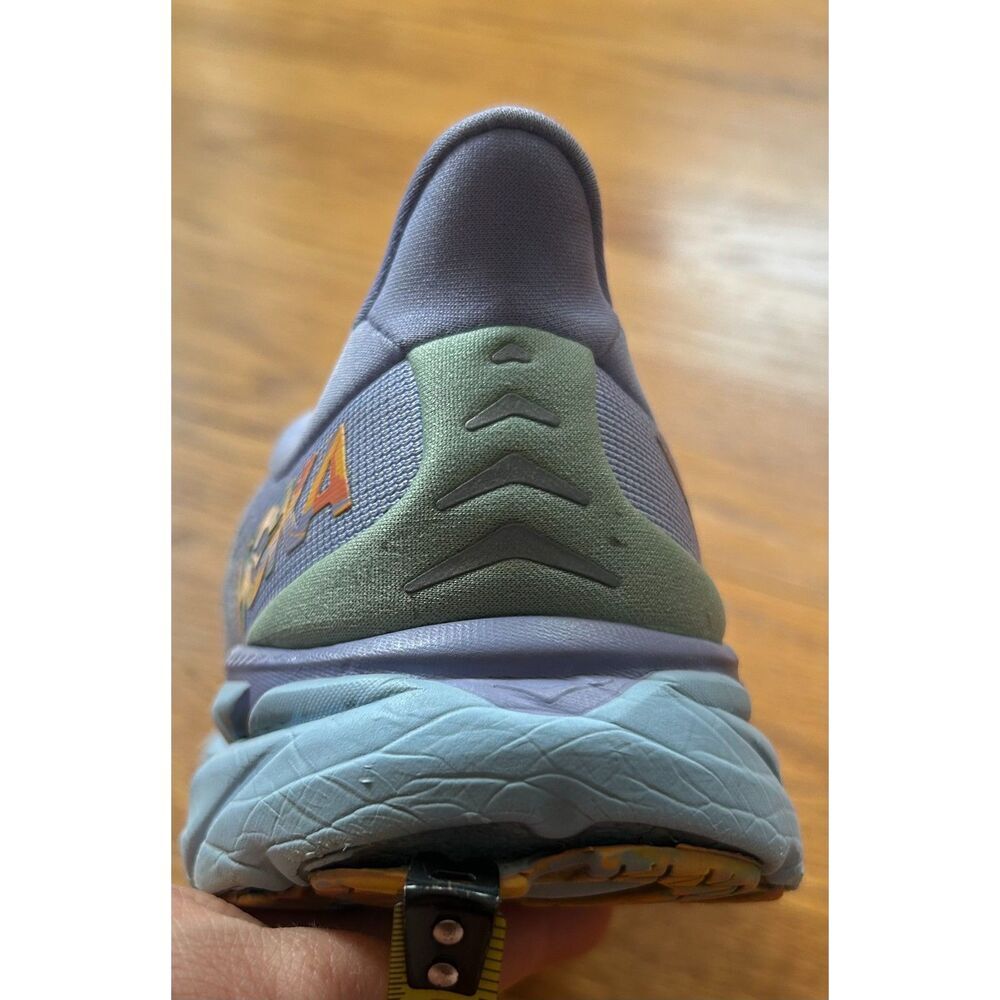 Hoka One One Clifton 8 Womens Size 7.5 B (Medium) Running Shoes Lavender - Picture 2 of 9